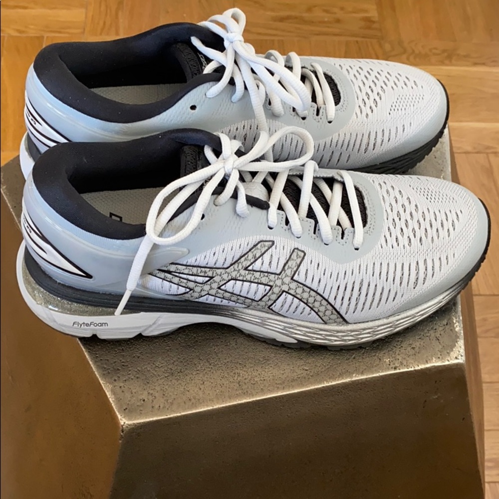 ASICS Gel Kayano 25 Sneakers